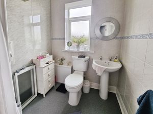 Photo 1- click for photo gallery